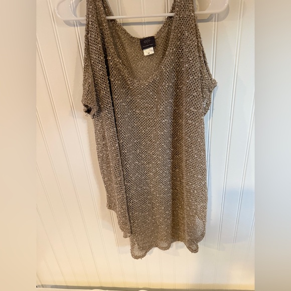 Jordan Taylor Other - Jordan Taylor Cream/gold Knit swim coverup